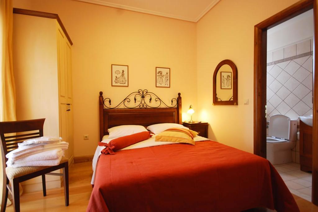 Valentini Guesthouse Karpenísion Стая снимка