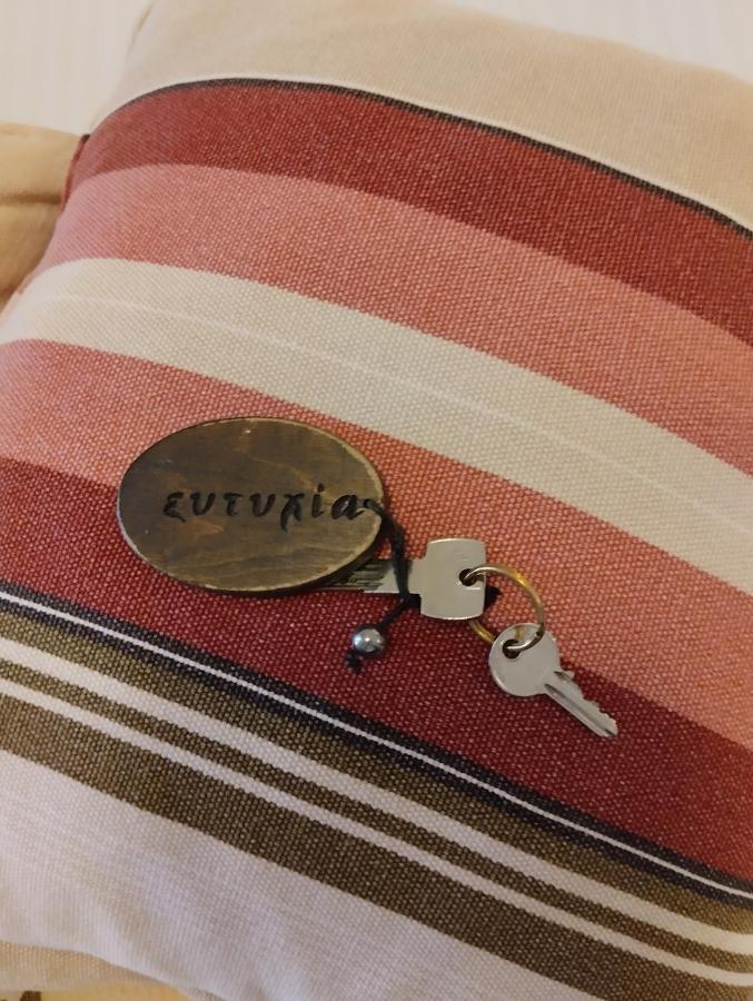 Valentini Guesthouse Karpenísion Екстериор снимка
